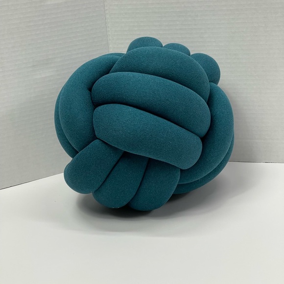 Knot Ball Throw Pillow Knotted Soft Plush Couch Bed Cushion Home Decor Accent gf - Picture 8 of 10